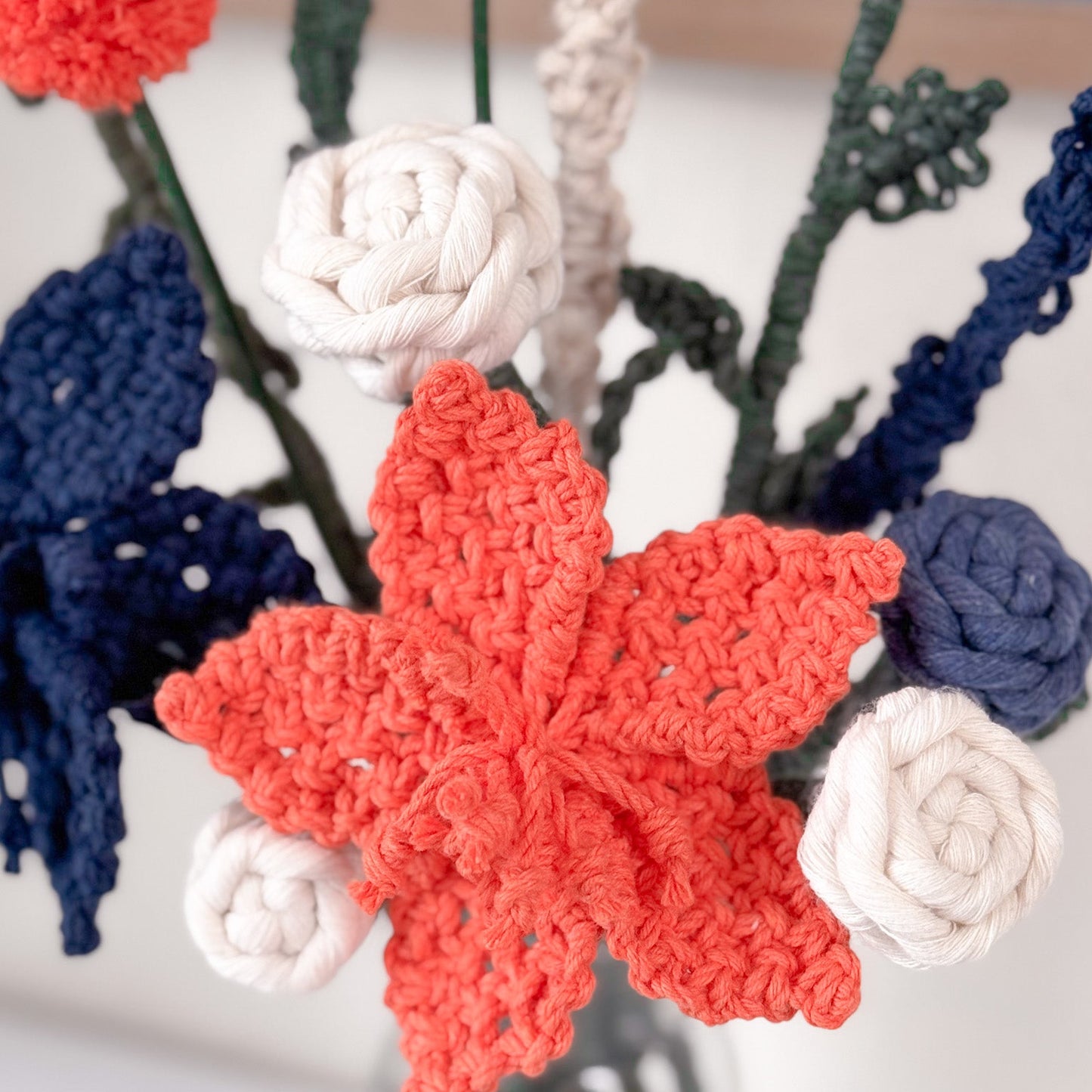 Clase en Línea: Flores Tejidas